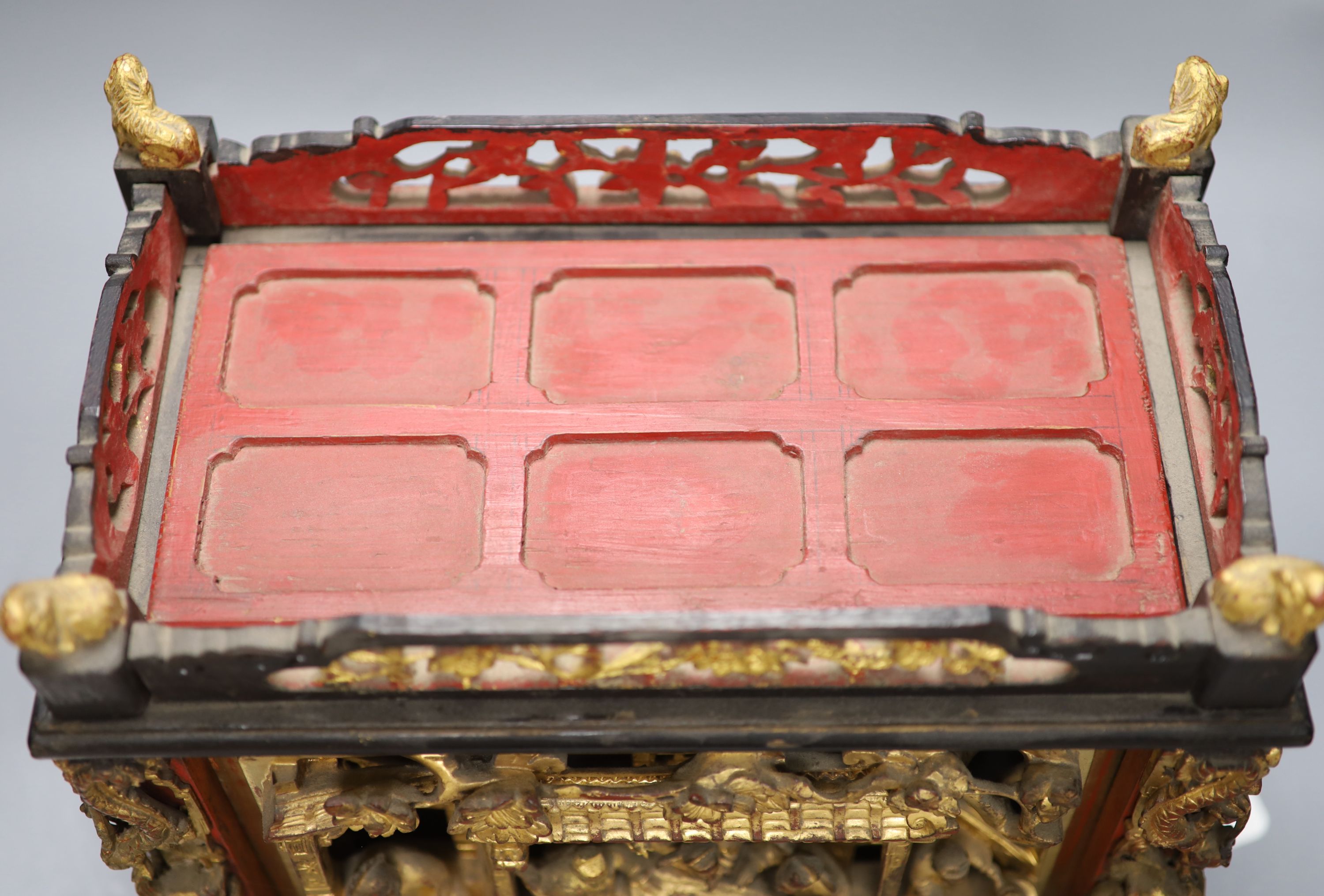 A 19th/20th century Chinese carved gilt lacquer offering box (chanab), height 32cm